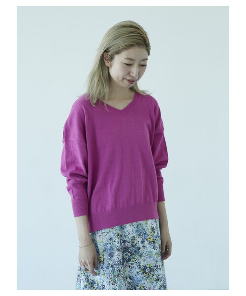 GARAGE OF GOOD CLOTHING（ガレージオブグッドクロージング）の「LIL Vネックゆるニット（トップス・ピンク/ライトブルー・F）」の2枚目の写真