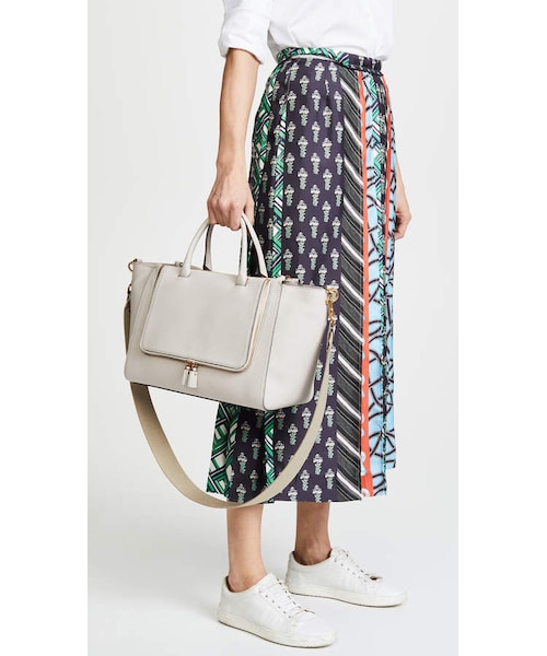 ANYA HINDMARCH（アニヤハインドマーチ）の「Anya Hindmarch Vere Tote 