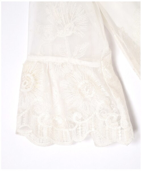 w closet（ダブルクローゼット）の「フラワー刺繍スカラップレースプルオーバー（トップス・レディース・オフホワイト・FREE）」の10枚目の写真