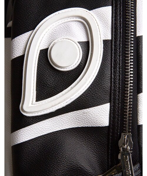 no brand（ノーブランド）の「SPRAYGROUND / スプレイグラウンド　PHANTOM WHITE RUBBER SHARK BAG　 -White-（バックパック/リュック・メンズ・その他）」の6枚目の写真