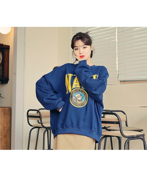 HOTPING(ホッピン)の「NAVYプリントオーバーサイズプルオーバー(スウェット・レディース・ネイビー/ホワイト/ダークピンク/ブラック・フリーサイズ(XS-XXL))」の1枚目の写真