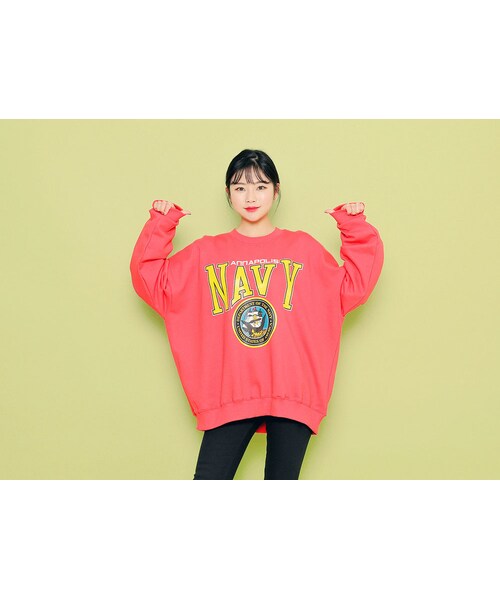 HOTPING(ホッピン)の「NAVYプリントオーバーサイズプルオーバー(スウェット・レディース・ネイビー/ホワイト/ダークピンク/ブラック・フリーサイズ(XS-XXL))」の4枚目の写真