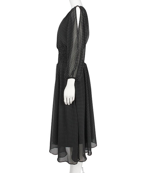 RANDA（ランダ）の「2018SS新作/肩あきシャーリングワンピース（ワンピース/ドレス・レディース・ブラック/ピンク/ネイビー・0/1）」の4枚目の写真