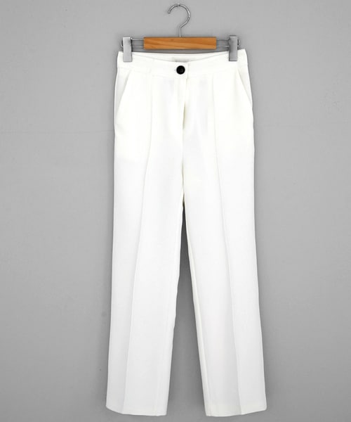 DHOLIC（ディーホリック）の「センタープレスストレートスラックス（スラックス・レディース・パープル/グリーン/ブラック/ホワイト・S/M）」の2枚目の写真