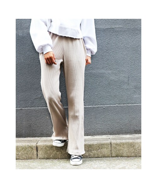 RED CHOP WORKS（レッドチョップワークス）の「(レッドチョップワークス）リブスリットパンツ（パンツ・レディース・ブラック/ベージュ/グレー/モカ・36/38）」の4枚目の写真