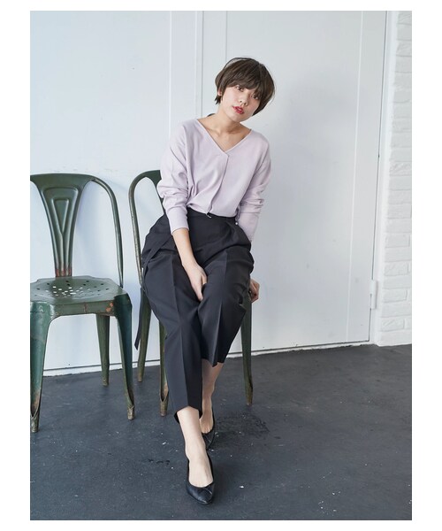 earth music&ecology（アースミュージックアンドエコロジー）の「・ベルト付きペグトップパンツ（パンツ・ブラック/ブラウン/ブルー・F）」の5枚目の写真