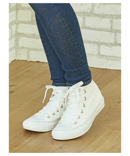 earth music&ecology(アースミュージックアンドエコロジー)の「CONVERSE×earth ALL STAR ハイカットスニーカー(シューズ・ホワイト/ライトグレー/ブラック・5cm/23cm/24cm)」の7枚目の写真