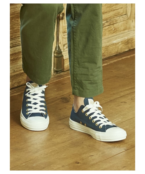 earth music&ecology(アースミュージックアンドエコロジー)の「CONVERSE×earth ALL STAR スニーカー(シューズ・アイボリー/ライトグレー/ネイビー・5cm/23cm/24cm)」の1枚目の写真