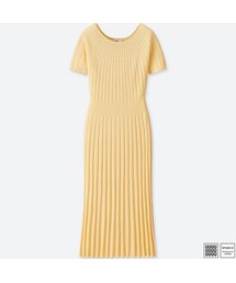 UNIQLO | 3Dクルーネックバルーンワンピース（半袖）＋E(ワンピース)