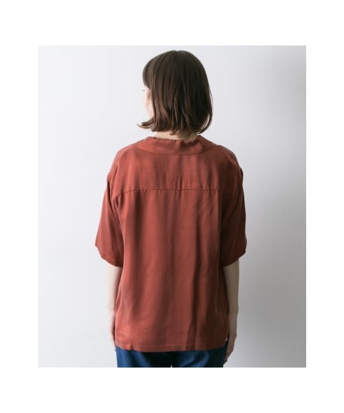 URBAN RESEARCH（アーバンリサーチ）の「キュプラサテンオープンカラー