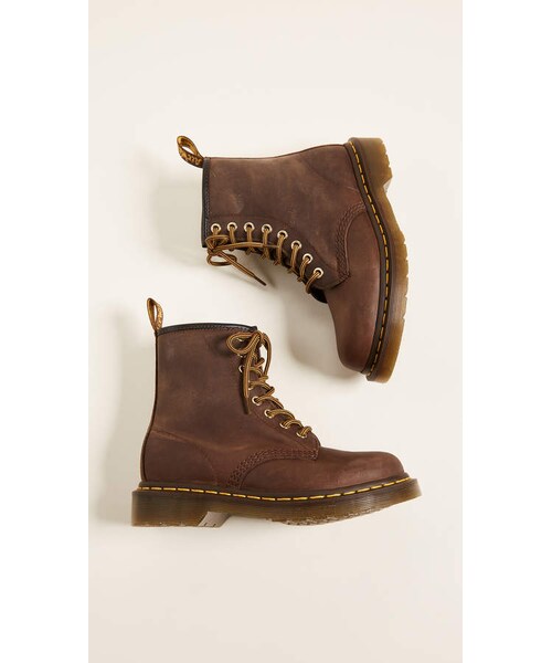 Dr. Martens（ドクターマーチン）の「Dr. Martens 1460 8 Eye Boots（ブーツ・レディース・Brown・7/8/9/10/11）」の5枚目の写真