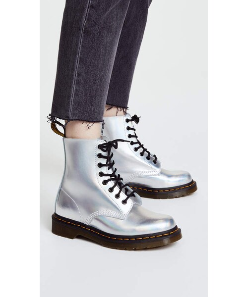 Dr. Martens（ドクターマーチン）の「Dr. Martens Pascal IM Boots（ブーツ・レディース・Silver・5/6/7/8/9/10/11）」の3枚目の写真