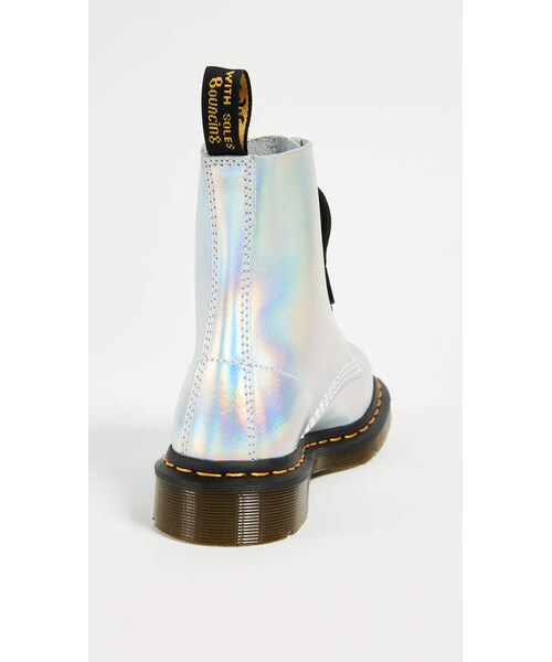 Dr. Martens（ドクターマーチン）の「Dr. Martens Pascal IM Boots（ブーツ・レディース・Silver・5/6/7/8/9/10/11）」の2枚目の写真