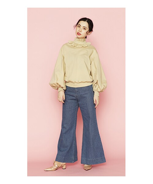 CHEER CLOSET(チアクローゼット)の「【るうこ】スタンドレースシャツ(シャツ/ブラウス・レディース・ベージュ/ホワイト/ブラック・F)」の1枚目の写真