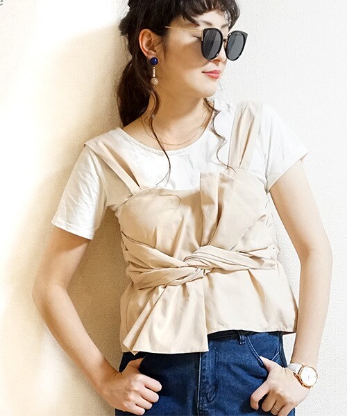 Tiffee SELECT（ティフィーセレクト）の「微光沢ピーチスキンリボンビスチェキャミソール（キャミソール・レディース・ブラック/ベージュ・M）」の2枚目の写真