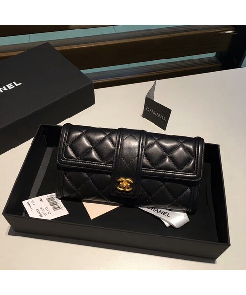 黄ばむ ピッチ プレゼンテーション Chanel 新作 財布 Polypool Org