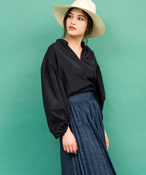 The Virgnia（ザ ヴァージニア）の「袖バルーンブラウス（シャツ/ブラウス・レディース・ホワイト/ピンク/ブルー・FREE）」の2枚目の写真