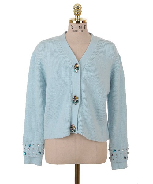 DINT(ディント)の「ルジェンビジューボタンカーディガン(カーディガン/ボレロ・レディース・화이트/핑크/블랙/블루・one(44~66size))」の4枚目の写真