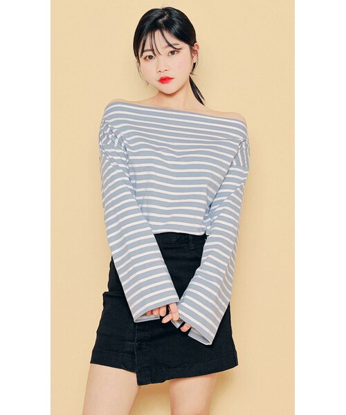HOTPING(ホッピン)の「オフショルダールーズボーダーTシャツ(Tシャツ/カットソー・レディース・ネイビー/ホワイト/ブラウン/スカイブルー・1(フリーサイズ)/2(M-L))」の4枚目の写真