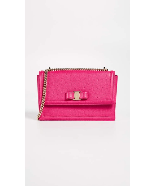 FERRAGAMO(フェラガモ)の「Salvatore Ferragamo Ginny Shoulder Bag(ショルダーバッグ・レディース・Pink・One Size)」の1枚目の写真