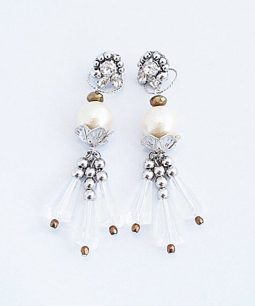 PAULOWNIA（ポロウニア）の「WEB限定 2Wayクリアービジュー（ピアス（両耳用）・レディース・ゴールド/シルバー・Free）」の2枚目の写真