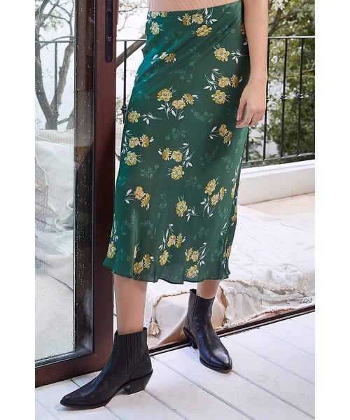 Urban Outfitters（アーバンアウトフィッターズ）の「Urban Outfitters UO Bias Cut Midi