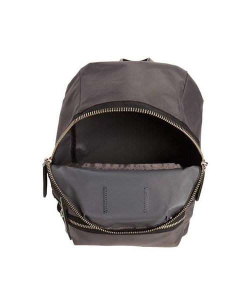 MARC JACOBS(マークジェイコブス)の「MARC JACOBS Biker Nylon Backpack(バックパック/リュック・レディース・Black/Blue/Gray・One Size)」の5枚目の写真