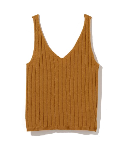 GRL（グレイル）の「リブニットキャミソール（キャミソール・レディース・ブルー/ブラック/レッド/ベージュ/からし/ピンク/ネイビー/ラベンダー/キャメル/ダークオレンジ/グレープ/モカ・M）」の3枚目の写真