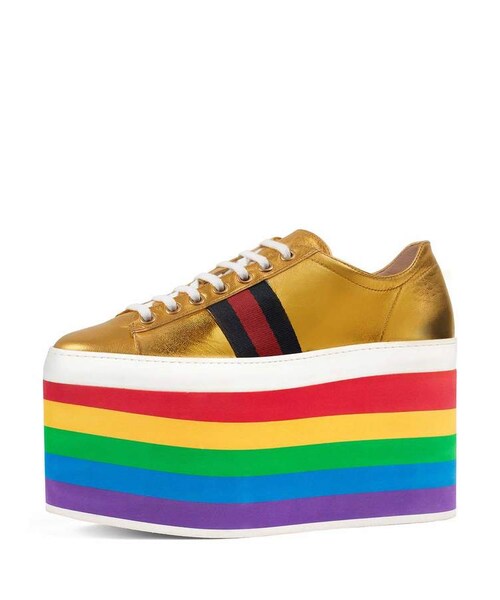 GUCCI(グッチ)の「Gucci Peggy Leather Platform Sneaker, Rainbow/Gold(その他シューズ・レディース・Gold・9b / 39eu/9.5b / 39.5eu/6.5b / 36.5eu/8.5b / 38.5eu/10.5b/40.5eu/12b/42eu/7b / 37eu/11b/41eu/7.5b / 37.5eu/10b / 40eu/8b / 38eu)」の4枚目の写真