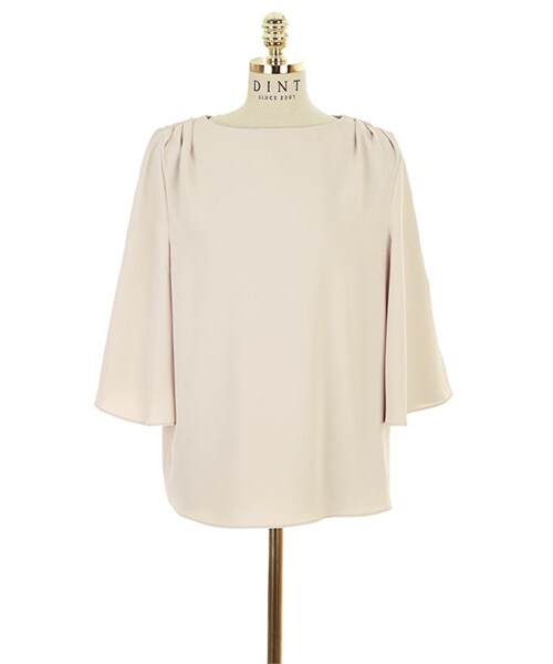 DINT（ディント）の「ボートネックショルダーシャーリングスリットブラウス（シャツ/ブラウス・レディース・화이트/베이지/블랙/레드・one(44~66size)）」の4枚目の写真