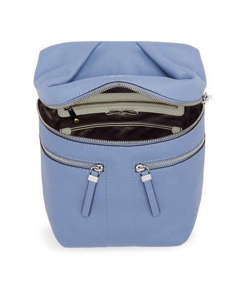 HENRI BENDEL（ヘンリーベンデル）の「Crosby Backpack（バックパック/リュック・レディース・COUNTRY BLUE）」の3枚目の写真
