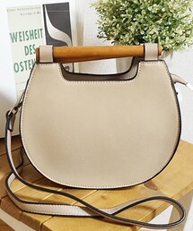 Tiffee SELECT | ウッドハンドルフェイクレザーハーフムーンバッグ2WAY(ハンドバッグ)