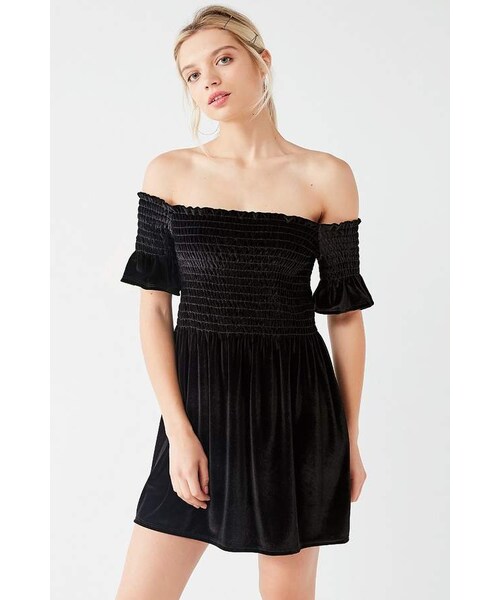 urban outfitters off the shoulder dress