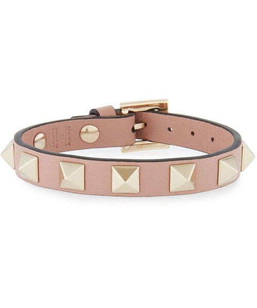 VALENTINO（ヴァレンティノ）の「Valentino Small Rockstud Leather Wrap Bracelet（ブレスレット・レディース・Beige・One Size）」の3枚目の写真