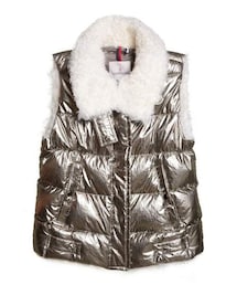 MONCLER（モンクレール）の「Moncler Kerria Metallic Down Vest with