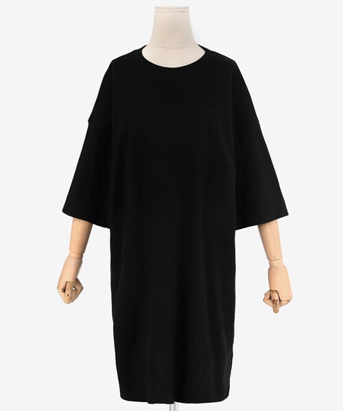 DHOLIC（ディーホリック）の「スリットTシャツワンピース（ワンピース・レディース・ホワイト/ピンク/ブラック/イエロー・FREE）」の2枚目の写真