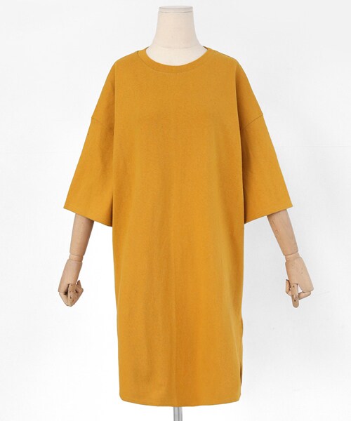 DHOLIC（ディーホリック）の「スリットTシャツワンピース（ワンピース・レディース・ホワイト/ピンク/ブラック/イエロー・FREE）」の3枚目の写真