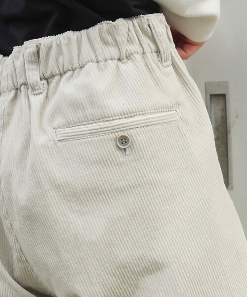 LIDNM（リドム）の「コーデュロイワイドパンツ（スラックス・メンズ・ベージュ・S/M/L）」の6枚目の写真