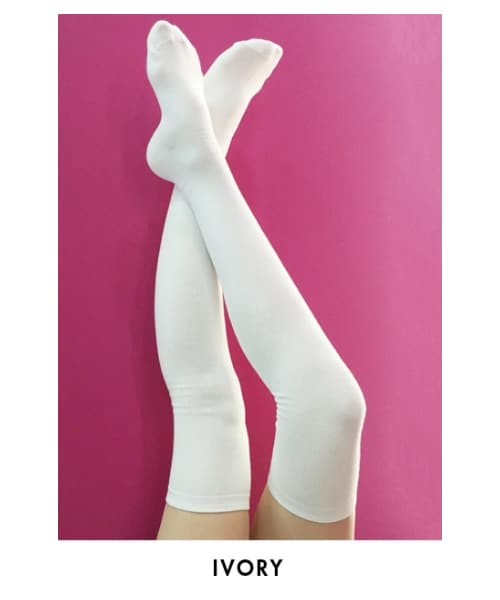 mixxmixの「デイリープレーンニーソックス（ソックス/靴下・レディース・ブラック/ホワイト・FREE）」の2枚目の写真