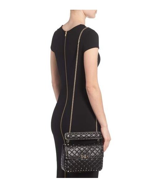 VALENTINO（ヴァレンティノ）の「VALENTINO GARAVANI Medium