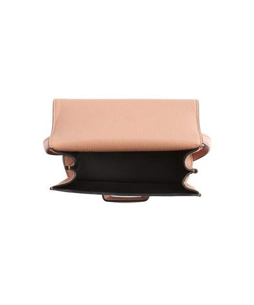 LOEWE（ロエベ）の「LOEWE Small Barcelona Grainy Leather Crossbody Bag（ショルダーバッグ・レディース・White/Red・One Size）」の6枚目の写真