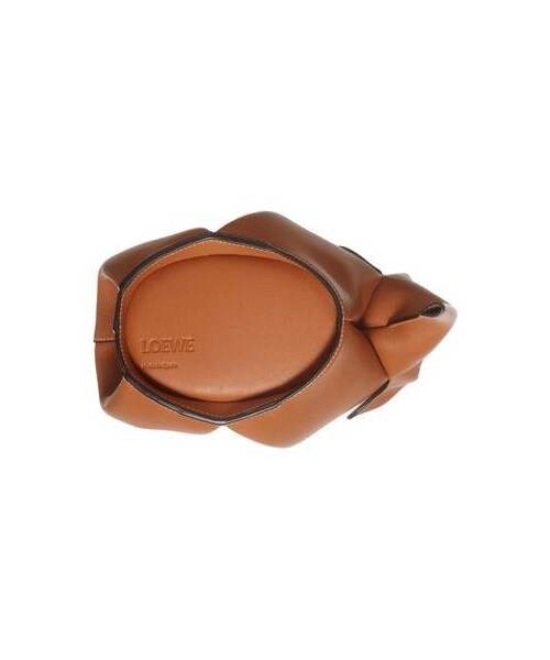 LOEWE（ロエベ）の「LOEWE 'Mini Elephant' Crossbody Bag（ショルダーバッグ・レディース・Brown・One Size）」の4枚目の写真