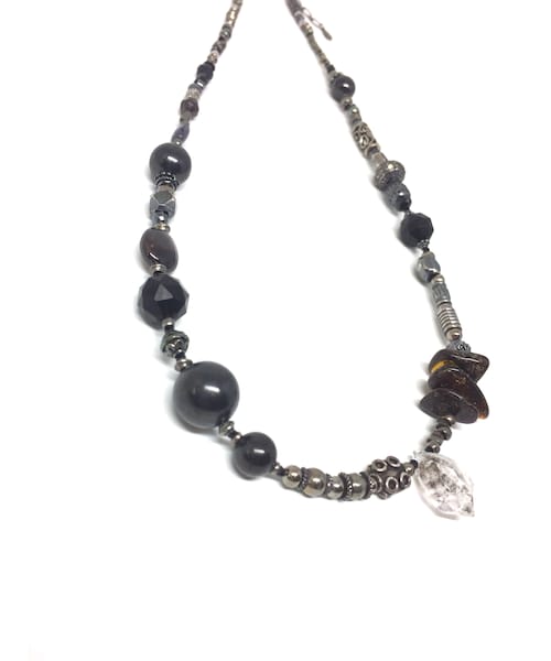 gunda(ガンダ)の「gunda<ガンダ >AMBER NECKLACE[アンバー gunda(ガンダ)の「gunda<ガンダ >AMBER NECKLACE[アンバー