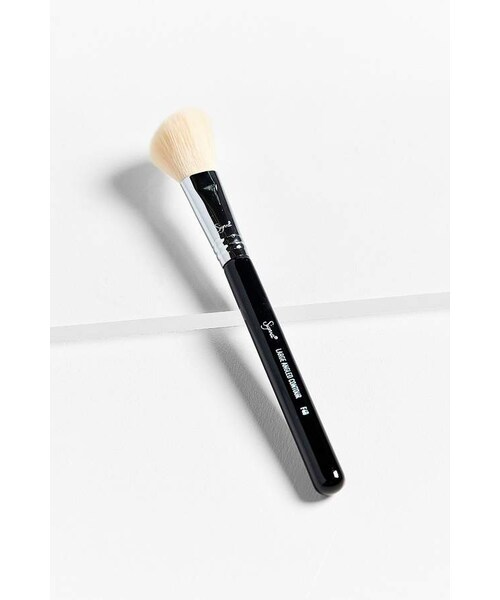 Sigma Beauty（シグマ ビューティ）の「Sigma Beauty F40 Large Angled Contour Brush