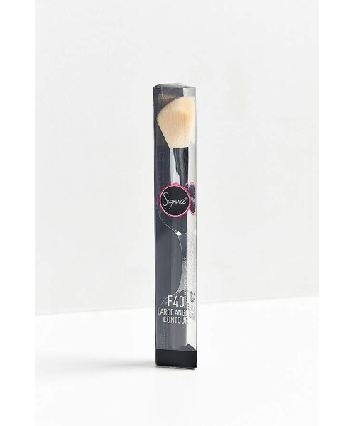 Sigma Beauty（シグマ ビューティ）の「Sigma Beauty F40 Large Angled Contour Brush