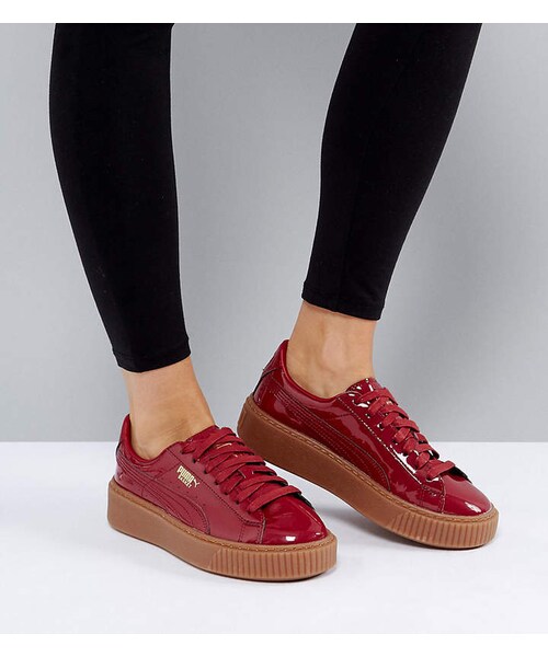 PUMA(プーマ)の「Puma Patent Basket Platform Sneakers With Gum Sole In Burgundy(その他シューズ・レディース・Red・Us 9)」の1枚目の写真