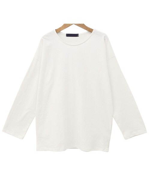 Dailyabout(デイリーアバウト)の「ラウンドネックサイドスリットTシャツ(Tシャツ/カットソー・レディース・ホワイト/ベージュ/オレンジ/レッド/グリーン/ブルー/ブラック・FREE)」の1枚目の写真