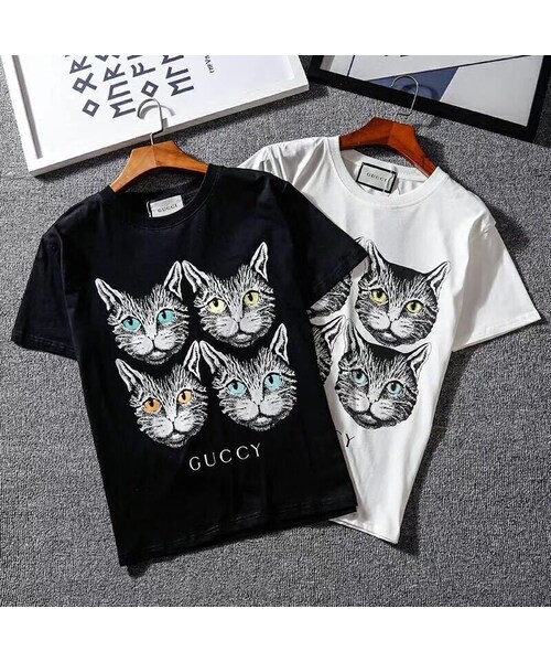 GUCCI（グッチ）の「グッチ トップス Tシャツ 半袖 カジュアル 猫プリント（Tシャツ/カットソー）」 - WEAR