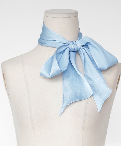 DHOLIC（ディーホリック）の「ソリッドカラースリムスカーフ（ストール/ショール・レディース・グリーン/ホワイト/ブルー/ブラック・ONE）」の4枚目の写真