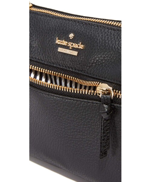 kate spade new york（ケイトスペード ニューヨーク）の「Kate Spade New York Jackson Street Mini Cayli Cross Body Bag（ショルダーバッグ・レディース・Black/Red・One Size）」の8枚目の写真